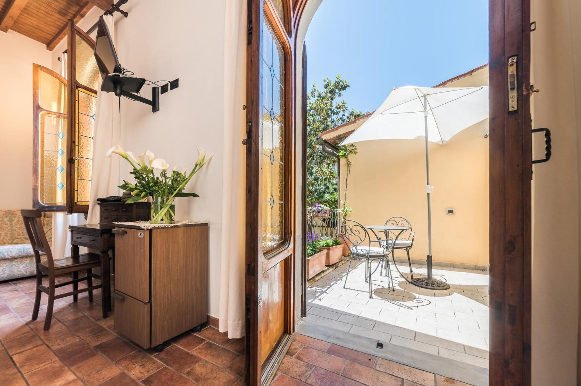 Residenza Il Villino B&B Florença Exterior foto