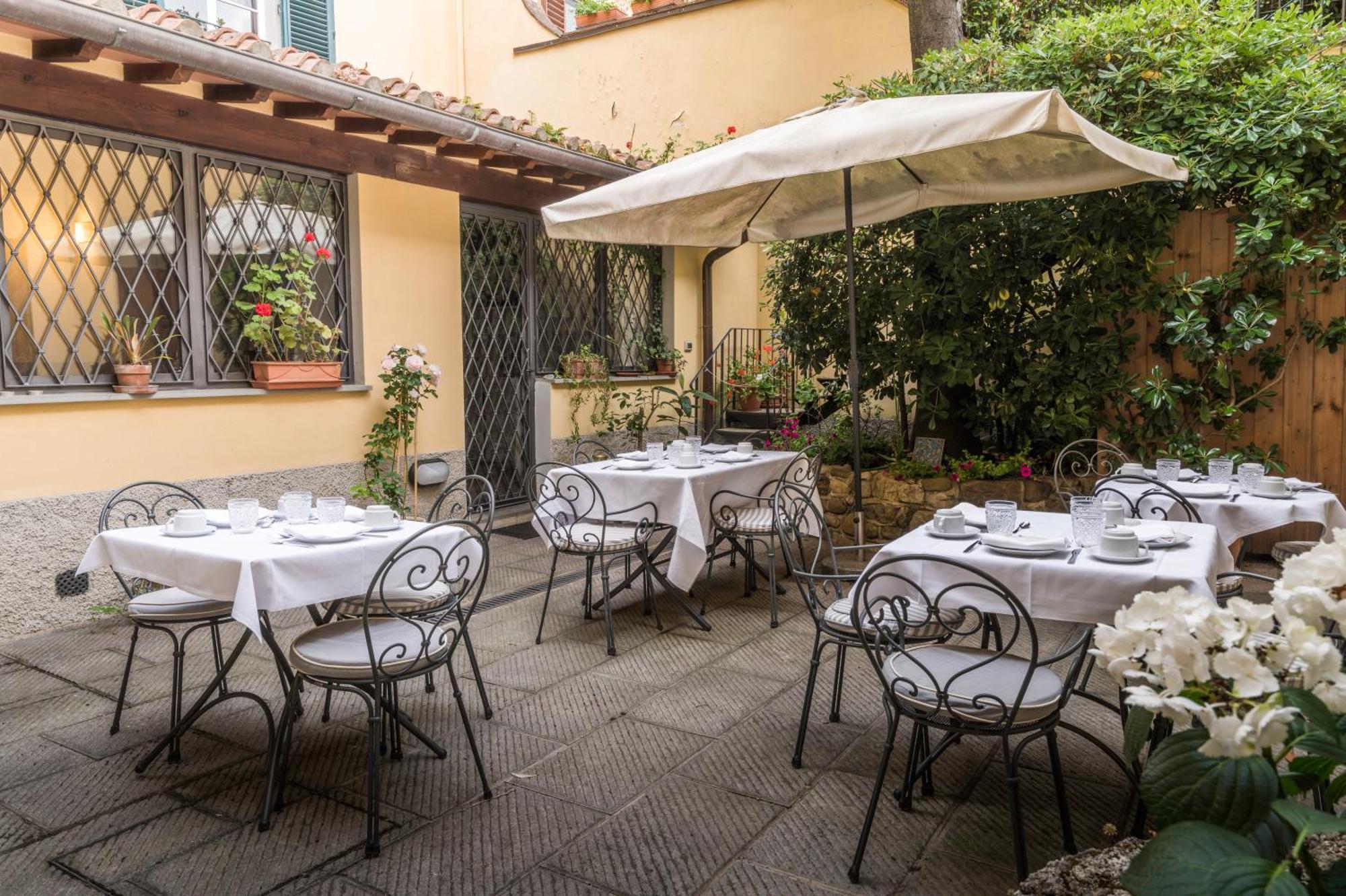 Residenza Il Villino B&B Florença Exterior foto